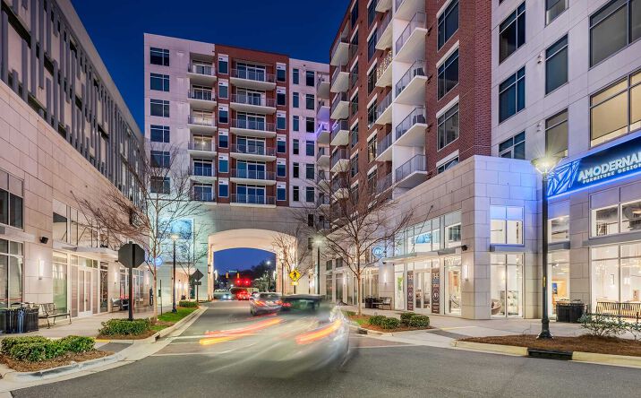 Pictures of Retail property located at 4425 Sharon Road, Charlotte, NC 28211-3667 for lease - image #1