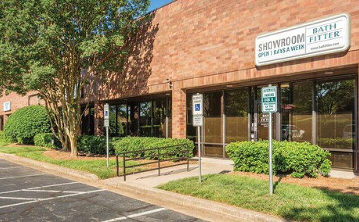 Pictures of Industrial property located at 8200 Arrowridge Blvd., Charlotte, NC 28273 for lease - image #1