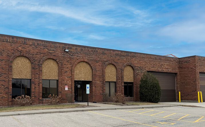 Pictures of Industrial property located at 2125 Estes Ave, Elk Grove Village, IL 60007 for lease - image #1