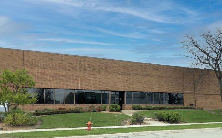 Pictures of Industrial property located at 1549 Glenlake Ave, Itasca, IL 60143 for lease - image #1