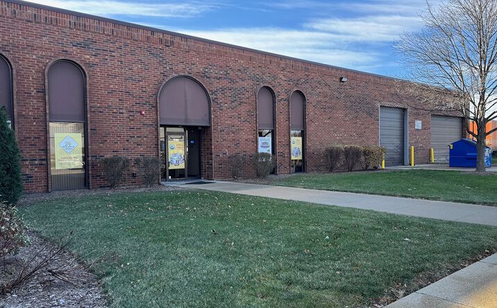 Pictures of Industrial property located at 2075 Estes Avenue, Elk Grove Village, IL 60007 for lease - image #1