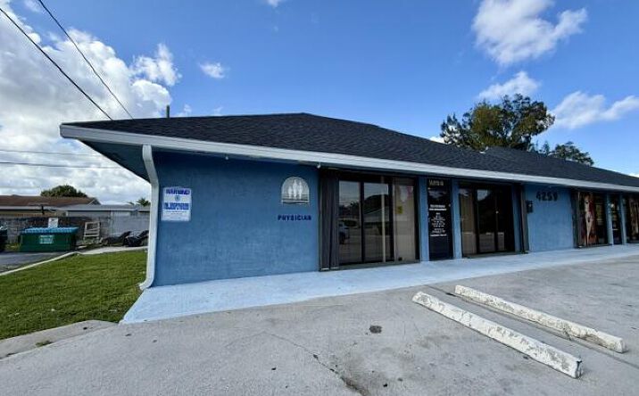 Pictures of Office, Industrial property located at 4259 10th Avenue N, Lake Worth Beach, FL 33461 for lease - image #1