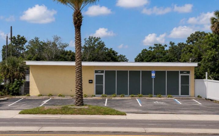 Pictures of Retail, Office, Special Purpose property located at 1952 S Ridgewood Avenue, South Daytona, FL 32119 for lease - image #1