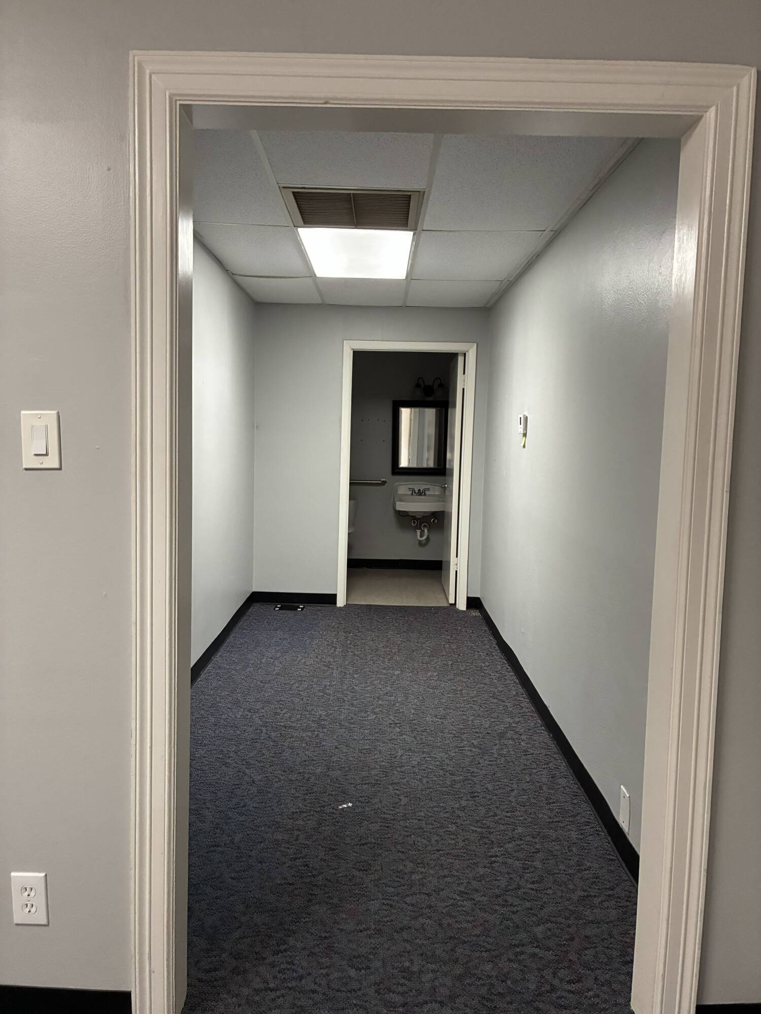 3528100