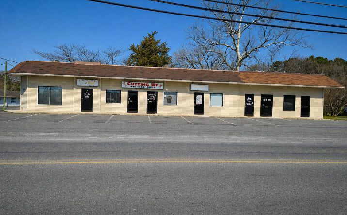 Pictures of Office property located at 100 N Camden Ave, Fruitland, MD 21826 for lease - image #1