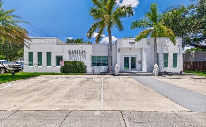 Pictures of Office property located at 1327 SE 2nd Ave, Fort Lauderdale, FL 33316 for lease - image #1