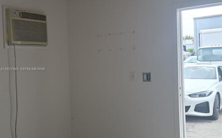 Pictures of Industrial property located at 3585 NW 154th Ter, Miami Gardens, FL 33054 for lease - image #1