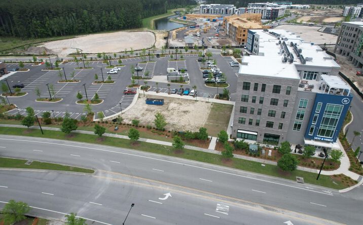 Pictures of Retail, Restaurant property located at 1112 Metropolitan Avenue Suite 4, Summerville, SC 29486 for lease - image #1