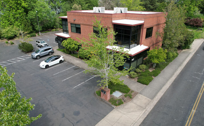 Pictures of Office property located at 7117 SW Beveland St, Tigard, OR 97223 for lease - image #1