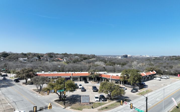 Pictures of Retail, Office property located at 2428 Forest Park Boulevard, Fort Worth, TX 76110 for lease - image #1