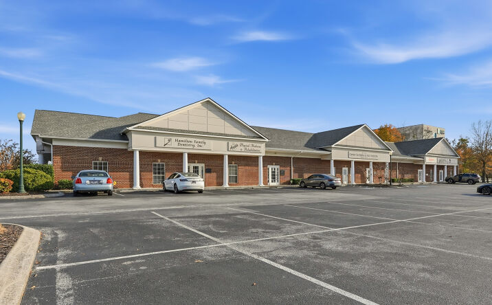 Pictures of Office property located at 7446 SHALLOWFORD RD, Suite 108, CHATTANOOGA, TN 37421-8815 for lease - image #1