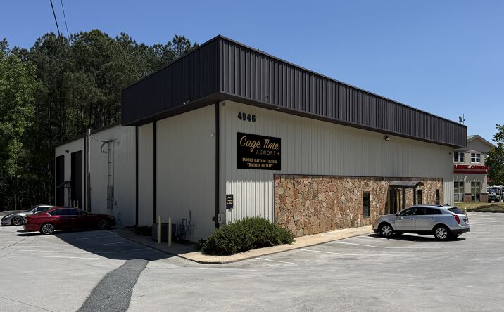 Pictures of Retail, Industrial property located at 4946 N COBB PKWY, ACWORTH, GA 30101 for lease - image #1