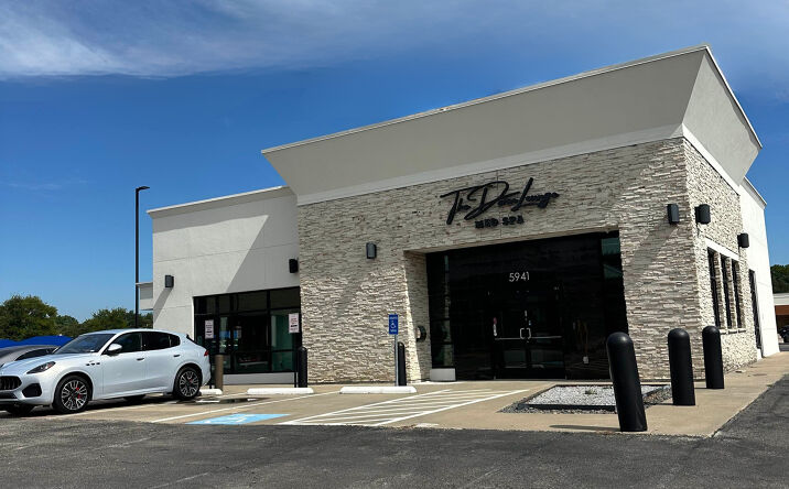 Pictures of Office property located at 5941 Forest Lane, Dallas, TX 75230 for lease - image #1