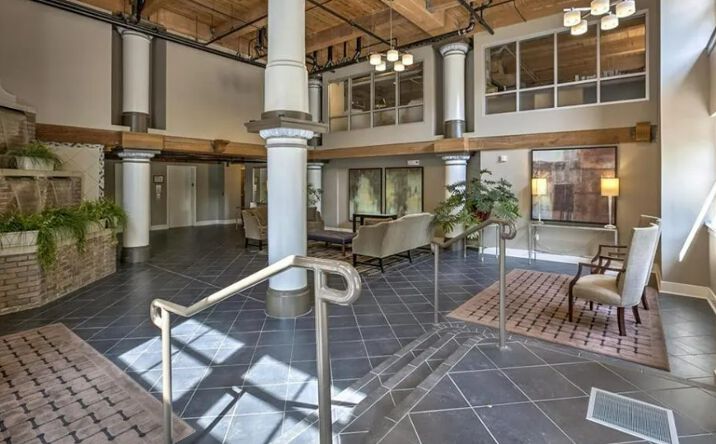 Pictures of Office, Special Purpose property located at 408 West 8th Street, KCMO, MO 64105 for lease - image #1