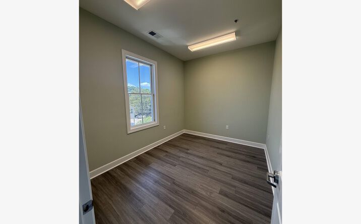 Pictures of Office, Special Purpose property located at 711 Bladen Street, Beaufort, SC 29902 for lease - image #1