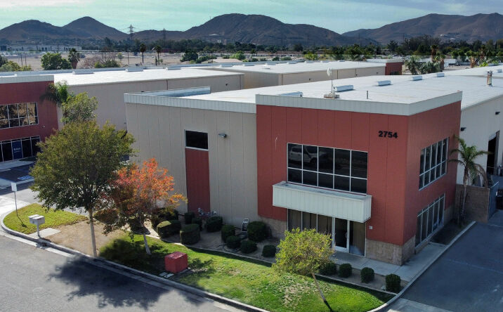 Pictures of Industrial property located at 2754 S. Vista Avenue, Rialto, CA 92316 for lease - image #1