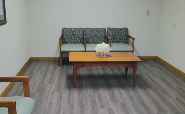 Pictures of Office property located at 141 TRYON RD, RUTHERFORDTON, NC 28139 for lease - image #1