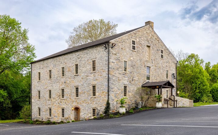 Pictures of Office property located at 1415 OREGON RD, MANHEIM TOWNSHIP, PA 17540 for lease - image #1