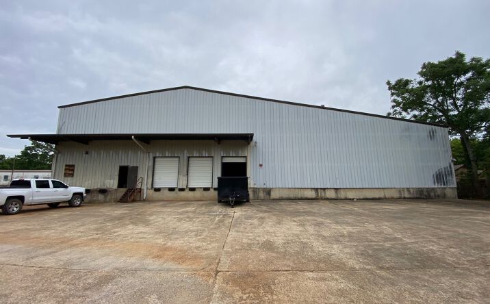 Pictures of Industrial property located at 130 N College Street, Pontotoc, MS 38863 for lease - image #1