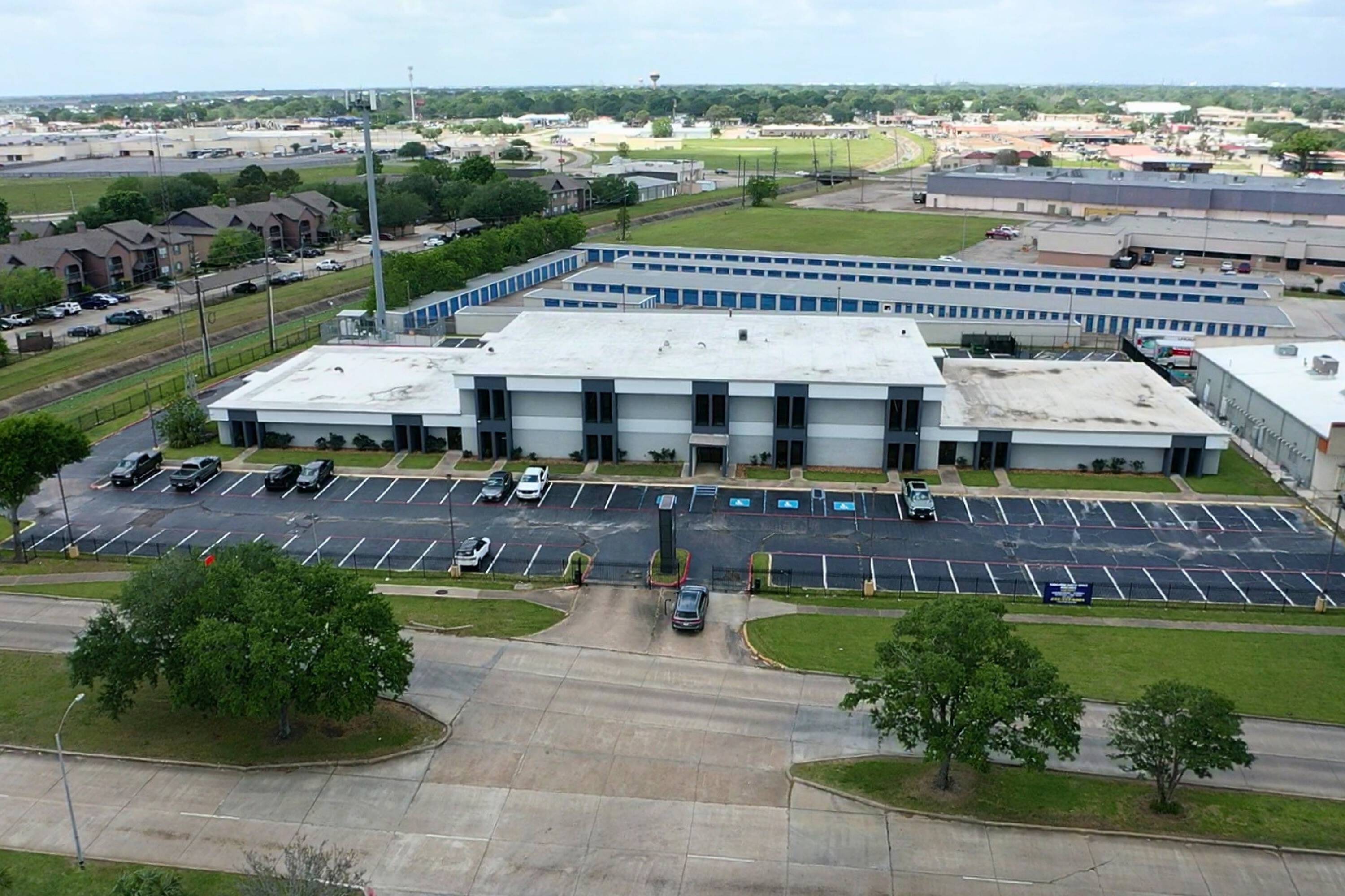 3501 Turtle Creek Dr, Port Arthur, TX 77642