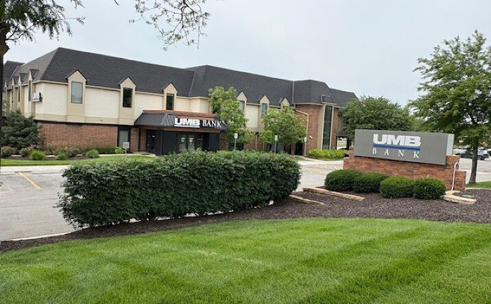 Pictures of Office property located at 15301 W. 87th Street Parkway, Lenexa, KS 66219 for lease - image #1