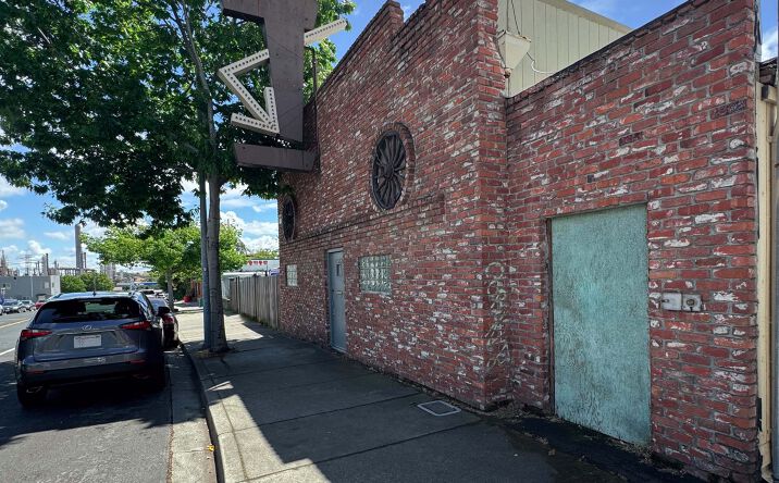 Pictures of Retail property located at 2368 Pacheco Blvd, Martinez, CA 94553 for lease - image #1