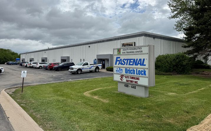 Pictures of Office, Industrial property located at 400-448 W. Rawson Avenue, Oak Creek, WI 53154 for lease - image #1