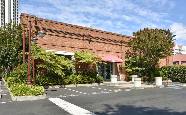 Pictures of Office property located at 5903 Christie Ave, Emeryville, CA 94608 for lease - image #1