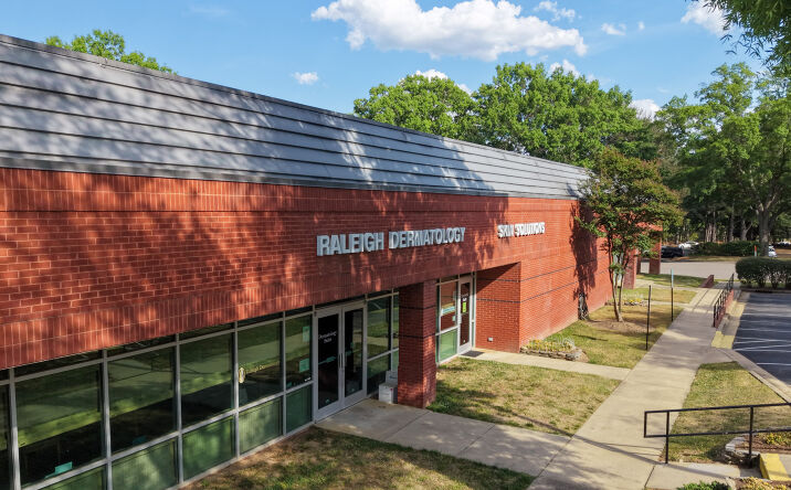 Pictures of Office property located at 800 Springfield Commons Drive, Raleigh, NC 27609 for lease - image #1