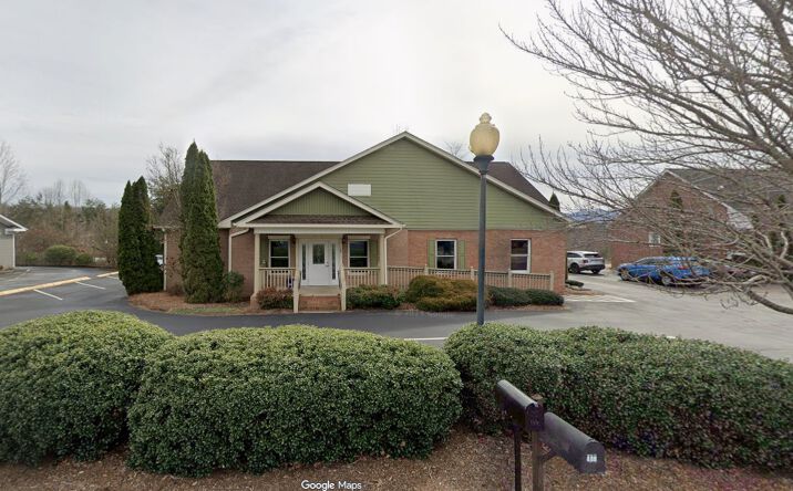 Pictures of Office, Special Purpose property located at 144 Holly Springs Park Drive, Franklin, NC 28734 for lease - image #1