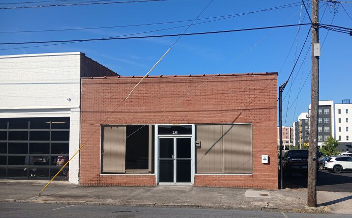 Pictures of Retail, Office property located at 233 North 5th Avenue, Rome, GA 30165 for lease - image #1