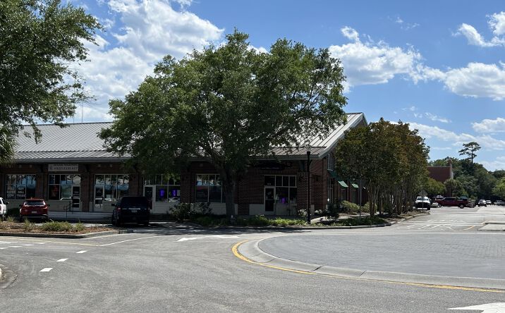 Pictures of Retail property located at 1113 Market Center Boulevard # A, Mount Pleasant, SC 29464 for lease - image #1
