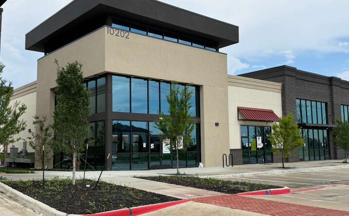 Pictures of Retail property located at 10202 Coit Road, Frisco, TX 75035 for lease - image #1