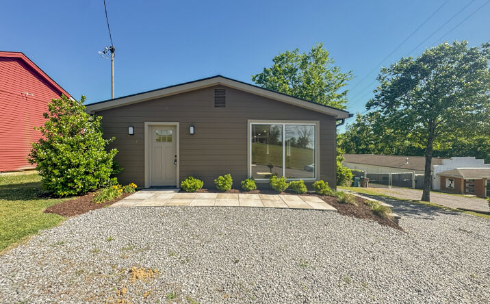 Pictures of Retail, Office property located at 709 Hart Lane, Nashville, TN 37216 for lease - image #1