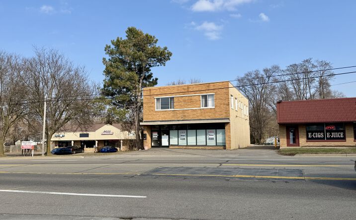 Pictures of Retail, Restaurant, Office property located at 2579 Union Lake Road, Commerce Twp, MI 48382 for lease - image #1