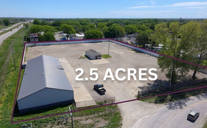 Pictures of Industrial, Special Purpose property located at 2220 Northwest Vail Avenue, Topeka, KS 66608 for lease - image #1