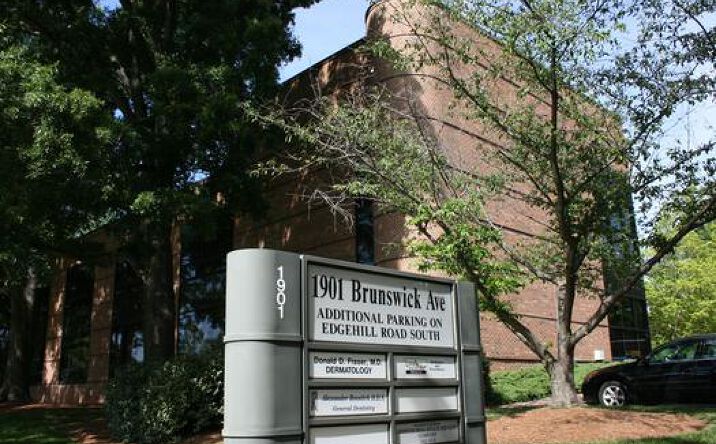 Pictures of Office property located at 1901 Brunswick Ave, Charlotte, NC 28207 for lease - image #1