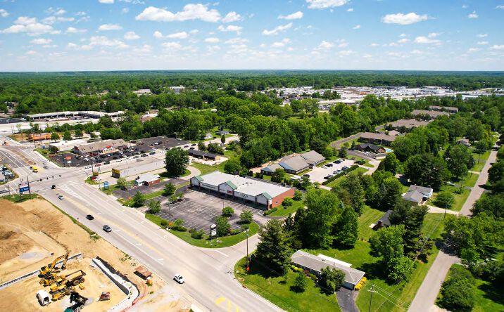 Pictures of Retail property located at 960 Kennedys Landing, Cincinnati, OH 45245 for lease - image #1