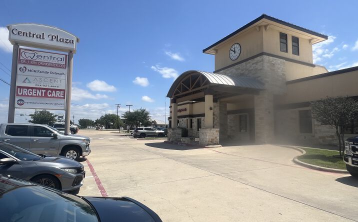 Pictures of Office property located at 3202 South W S Young Drive, Killeen, TX 76542 for lease - image #1