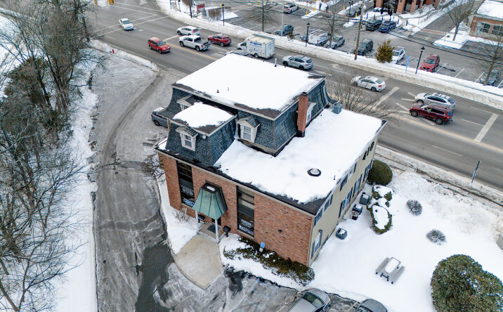 Pictures of Office property located at 410 RAMAPO VLY RD, OAKLAND, NJ 07436-2735 for lease - image #1