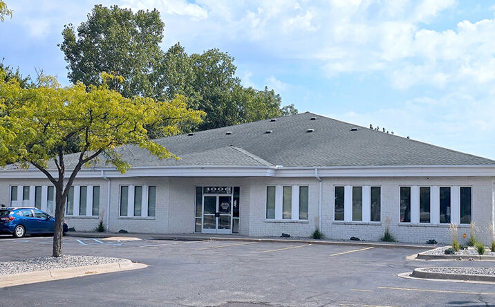 Pictures of Office property located at 1000 West Saint Joseph Street, Lansing, MI 48915 for lease - image #1