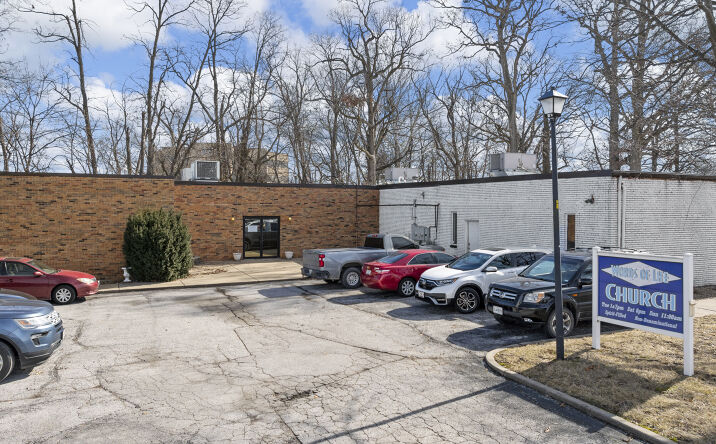 Pictures of Retail, Office, Special Purpose property located at 3962 Mexico Road, St Peters, MO 63376 for lease - image #1