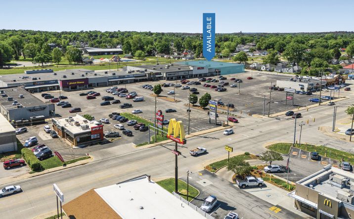 Pictures of Retail property located at 2323 North 6th Street, Vincennes, IN 47591 for lease - image #1