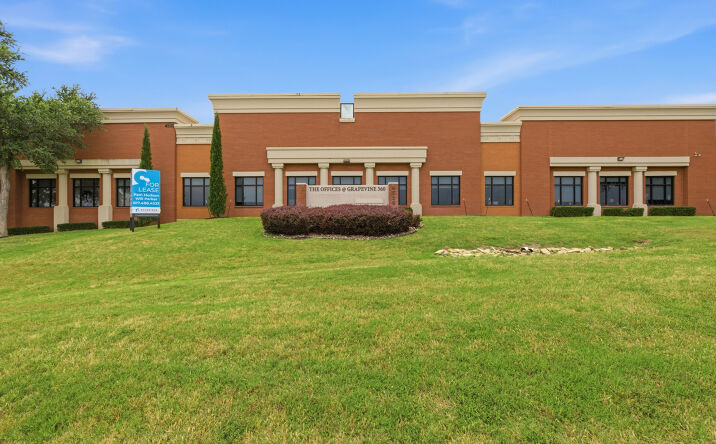 Pictures of Office property located at 4550 Texas 360, Grapevine, TX 76051 for lease - image #1