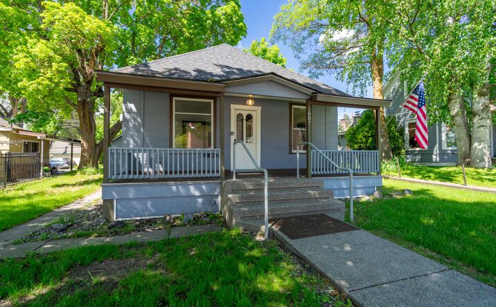 Pictures of Office property located at 607 East Lakeside Avenue, Coeur d'Alene, ID 83814 for lease - image #1