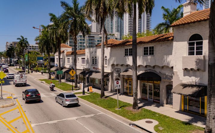 Pictures of Retail, Office property located at 2427 Biscayne Boulevard, Miami, FL 33137 for lease - image #1