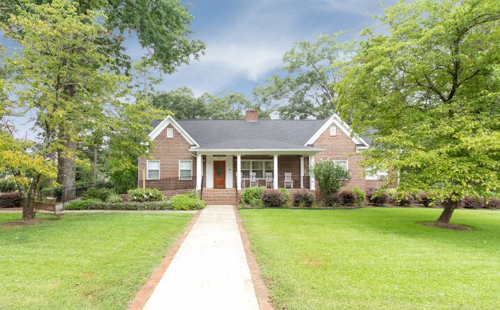 Pictures of Office, Special Purpose property located at 173 South Lee Street, Forsyth, GA 31029 for lease - image #1