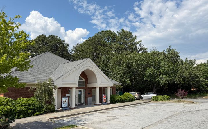 Pictures of Retail, Office, Special Purpose property located at 2841 Main Street West, Snellville, GA 30078 for lease - image #1