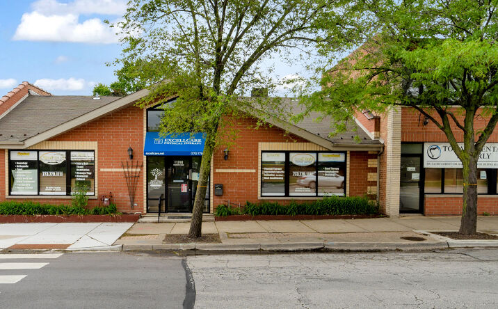 Pictures of Office property located at 11238-11240 S. Western Avenue, Chicago, IL 60643 for lease - image #1