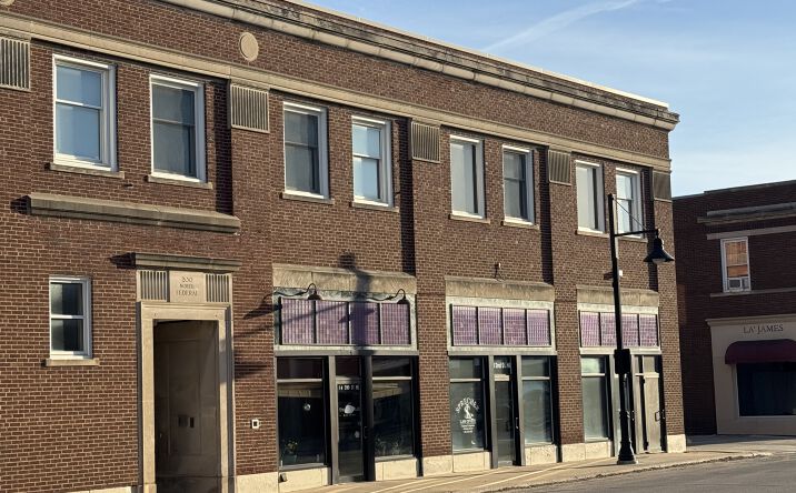Pictures of Office, Special Purpose property located at 18 2nd Street Northeast, Mason City, IA 50401 for lease - image #1